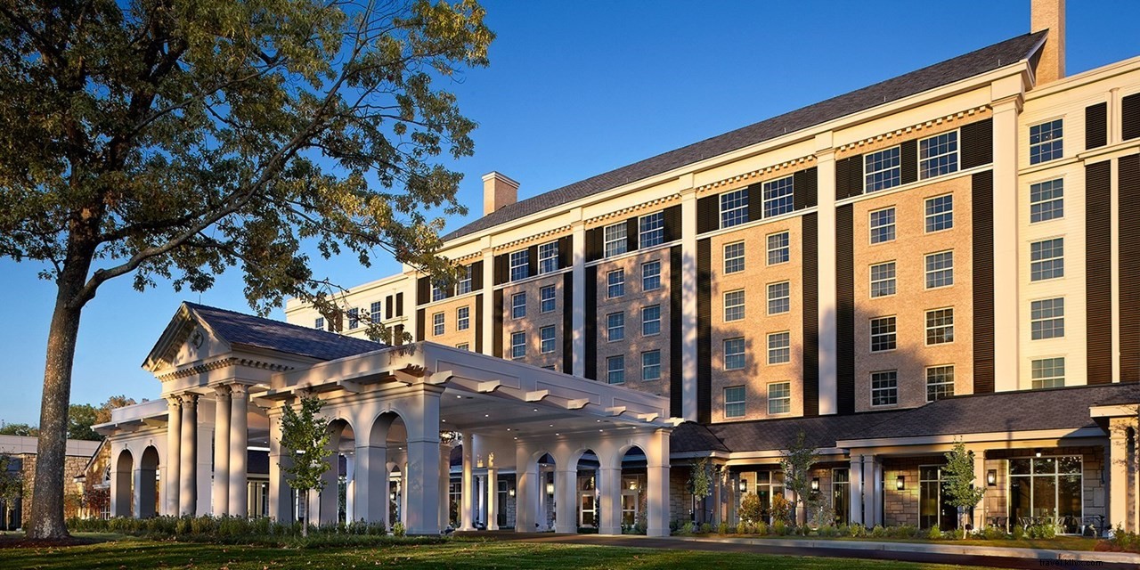 グレイスランド：「エルビスプレスリーのメンフィス」のグランドオープンと真新しいホテル 